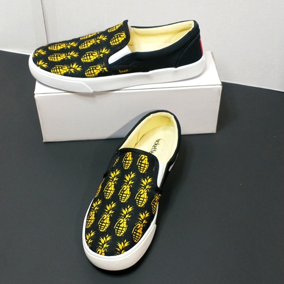 Bucket Feet Shoes - Bucketfeet  UNISEX Canvas Slip-On Sz 7.5 M 9 W Pineapple Black and Yellow